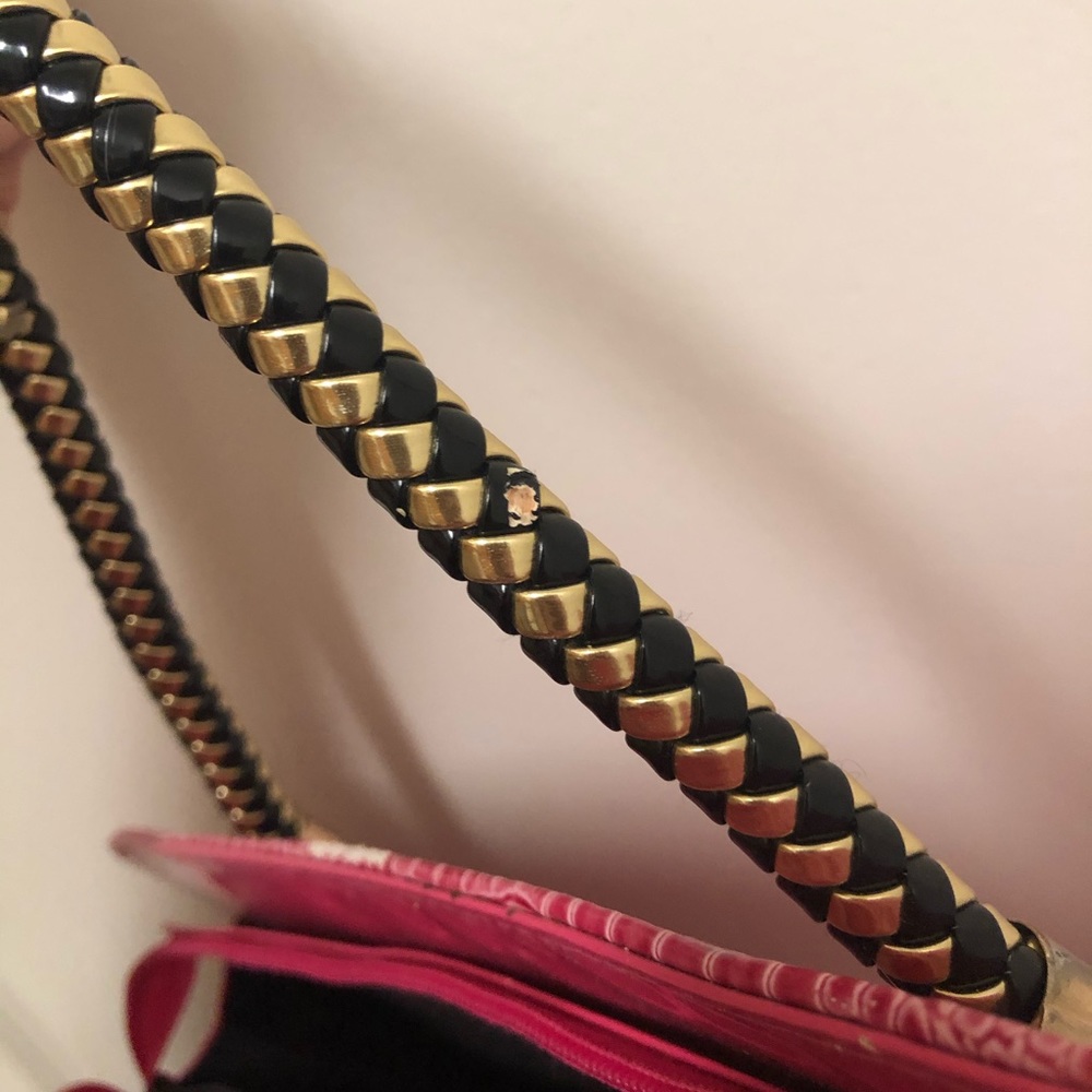 Hot Pink Handbag - Picture 4 of 11